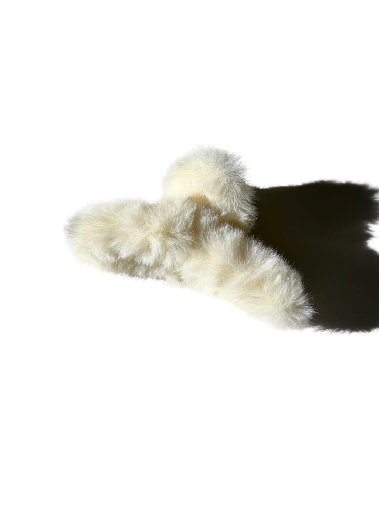 Giant Fluffy Vegan Fur Claw Hair Clip