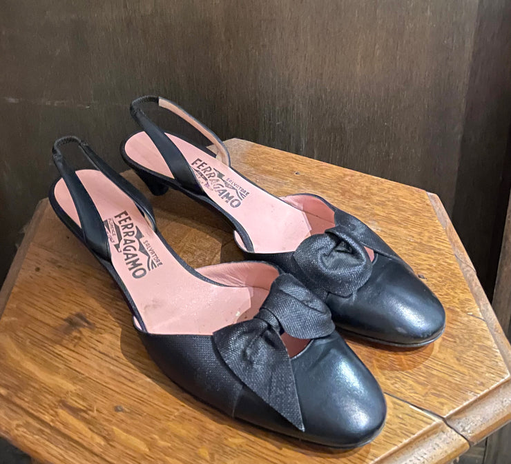 Ferragamo Bow Kitten Heel