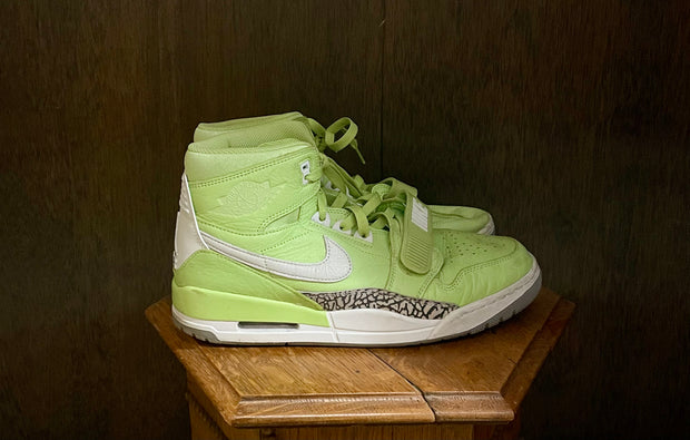 Nike Neon Green Air Jordan Men’s