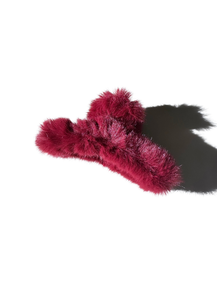 Giant Fluffy Vegan Fur Claw Hair Clip